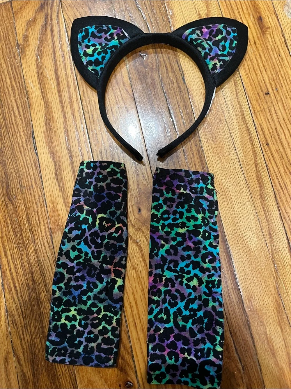 Spirit Halloween Neon Leopard Tulle Cat Costume Like New!